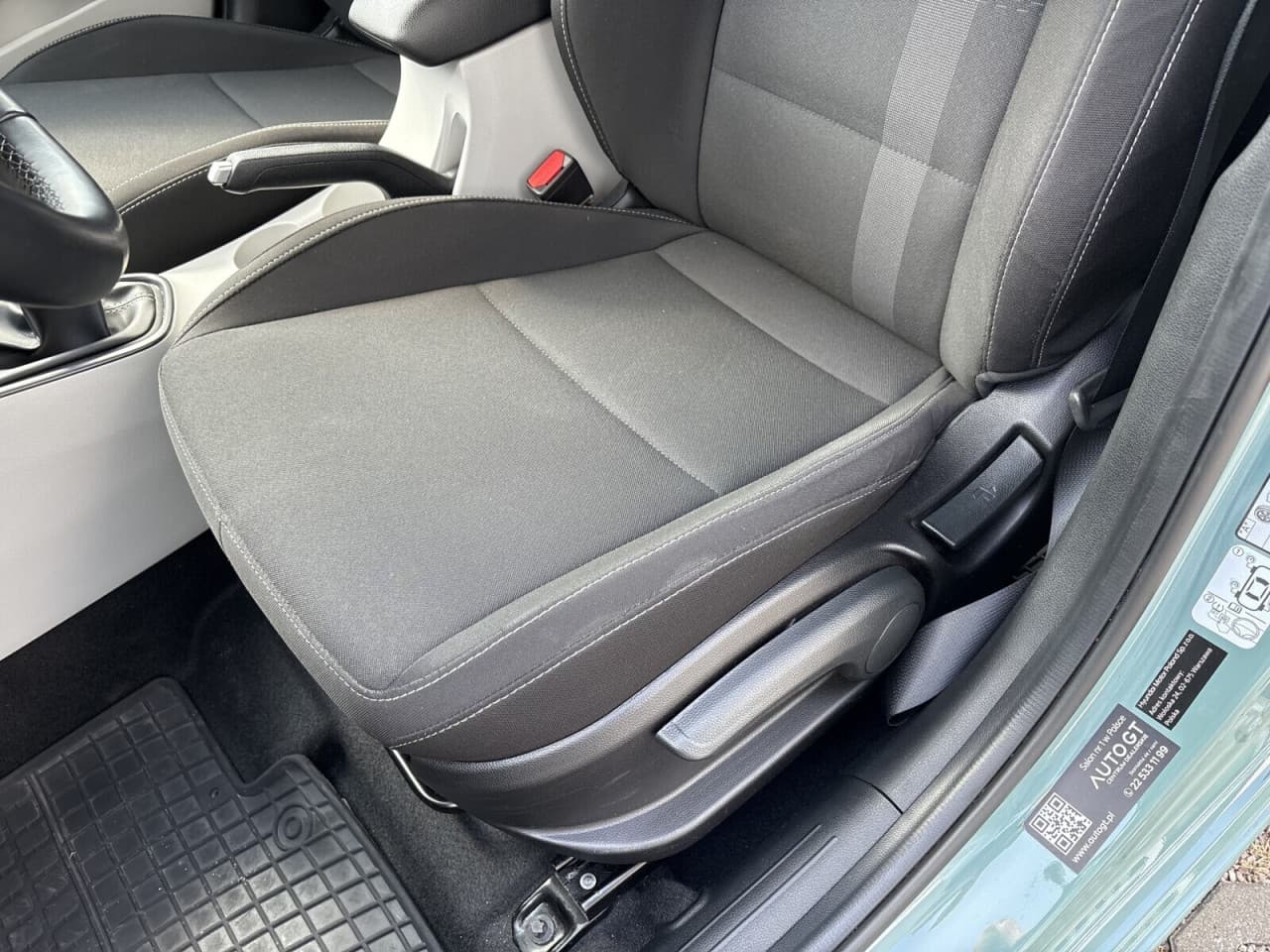 Hyundai i20 - zdjęcie 11