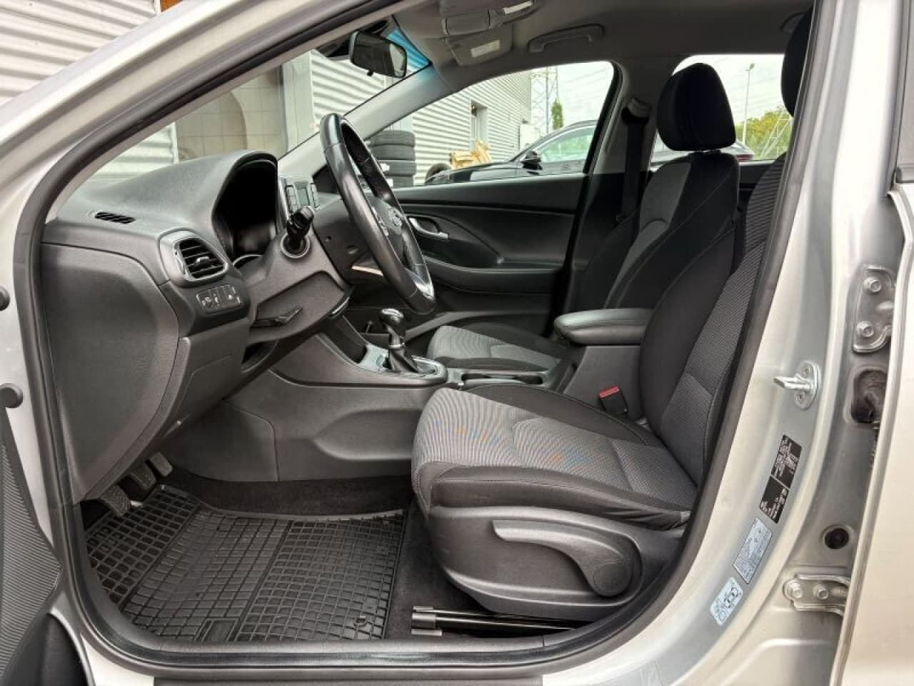 Hyundai i30 - zdjęcie 9