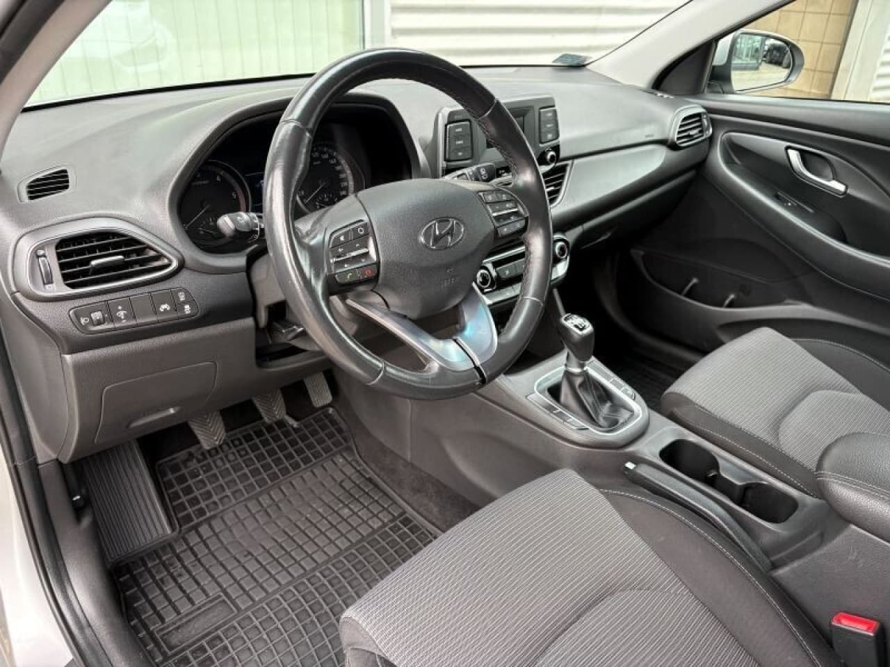 Hyundai i30 - zdjęcie 6