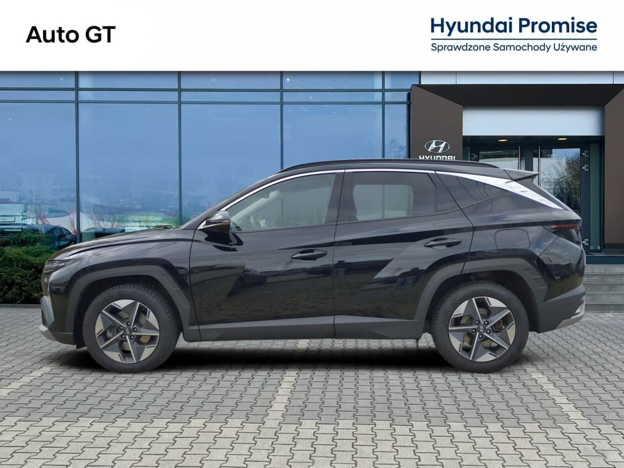 Hyundai Tucson - zdjęcie 18