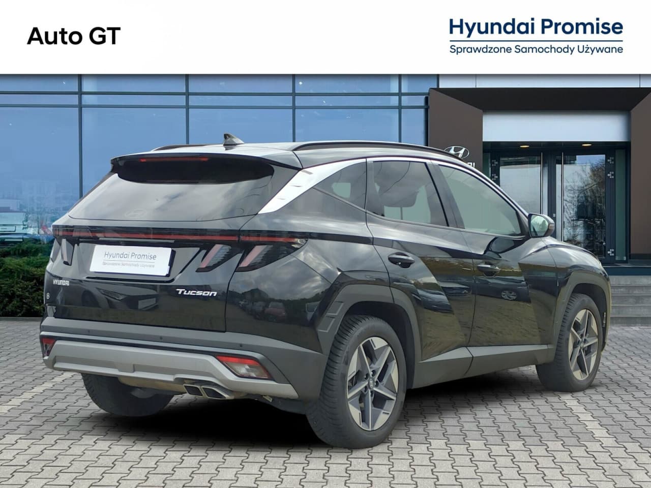 Hyundai Tucson - zdjęcie 2