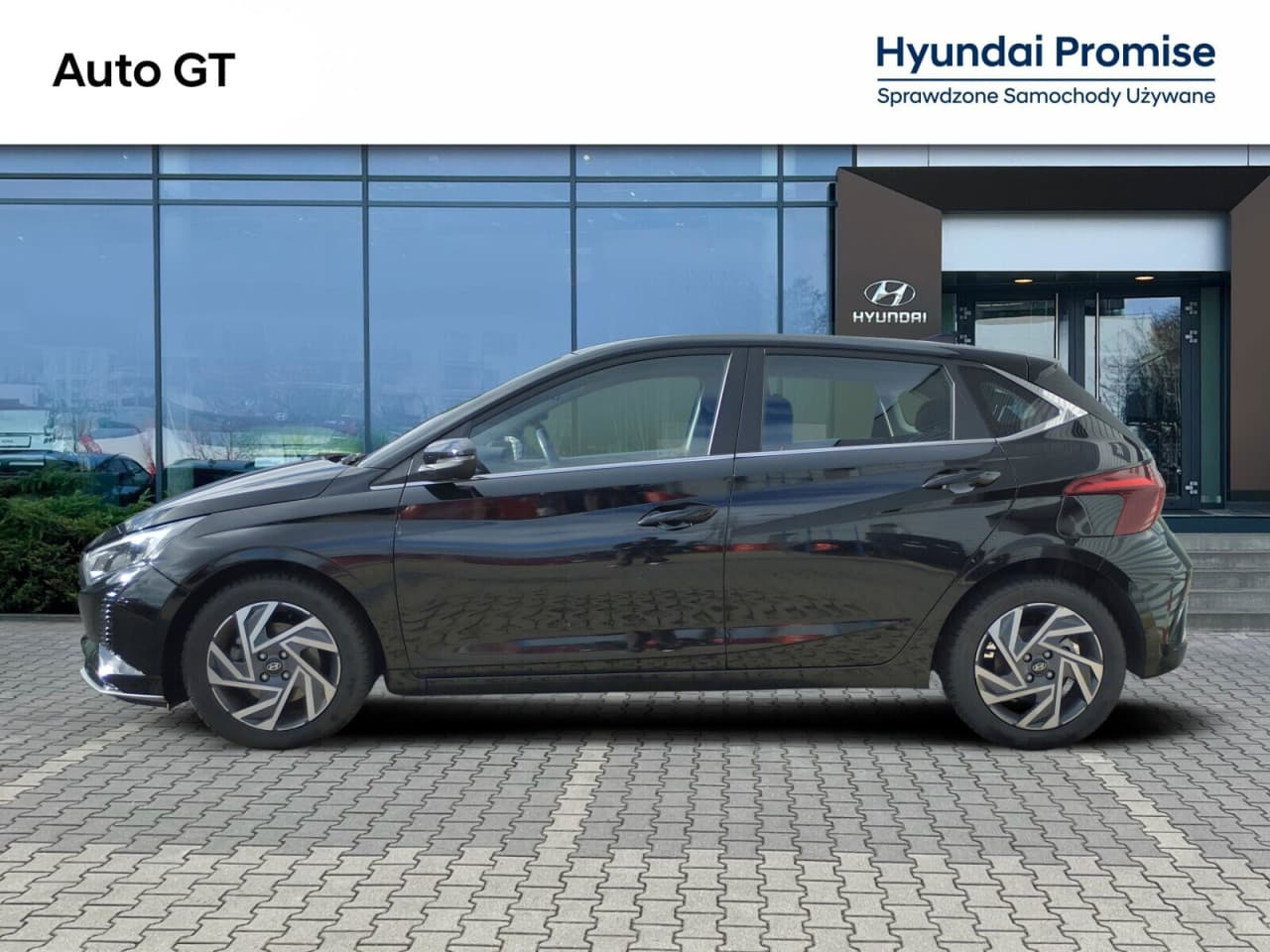 Hyundai i20 - zdjęcie 19