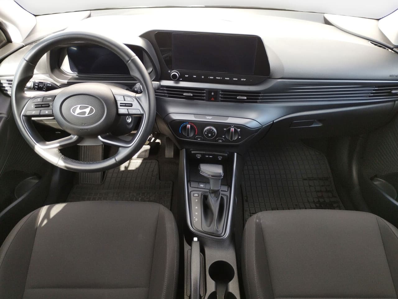 Hyundai i20 - zdjęcie 3