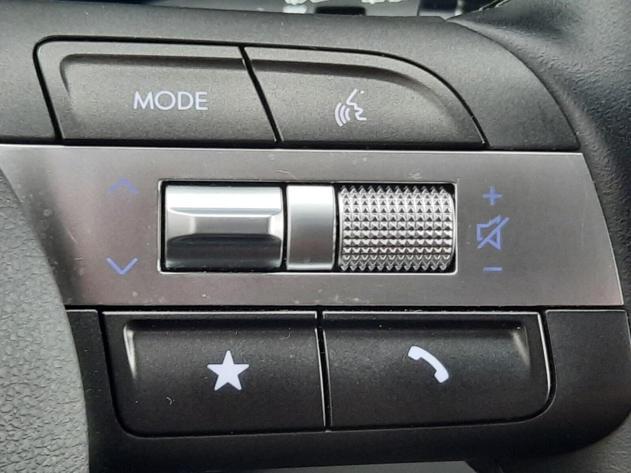 Hyundai Kona - zdjęcie 17