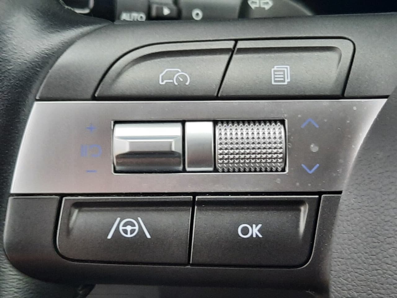 Hyundai Kona - zdjęcie 16