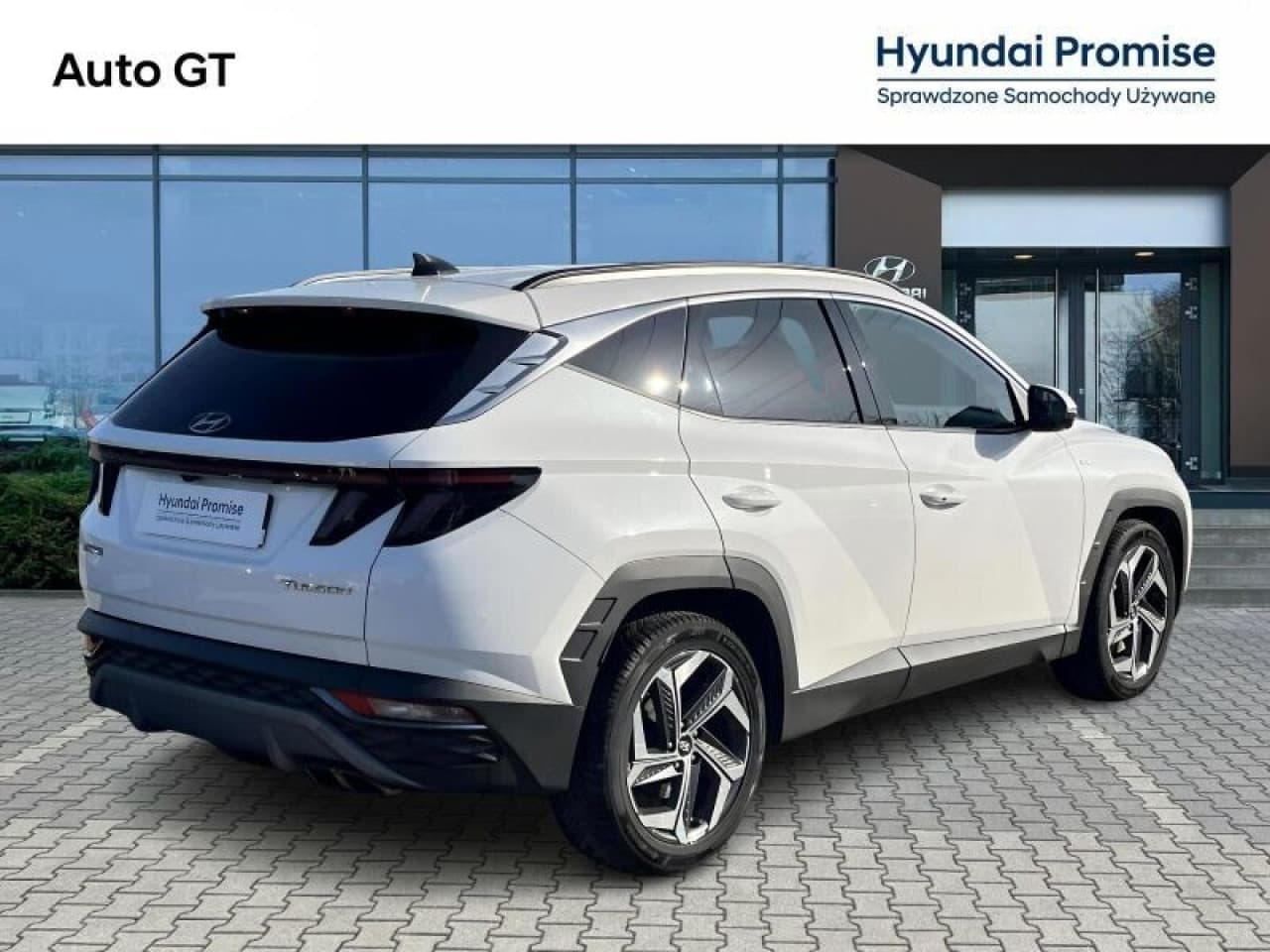 Hyundai Tucson - zdjęcie 8