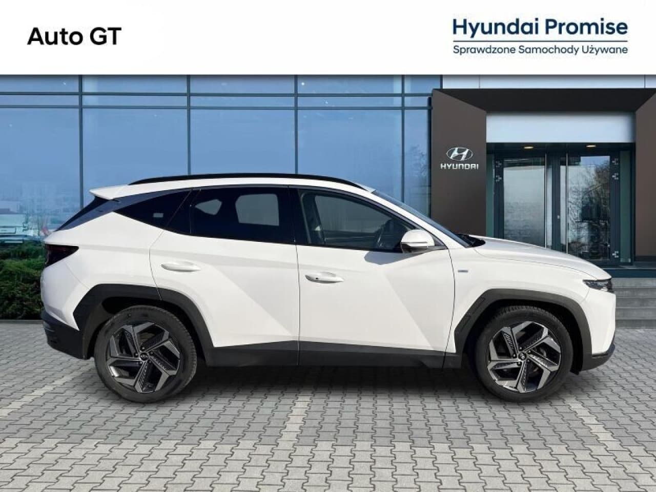 Hyundai Tucson - zdjęcie 15