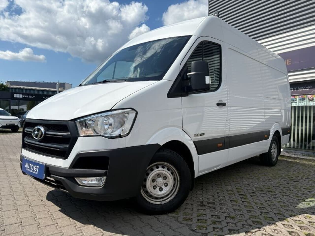 Hyundai H350 2015
